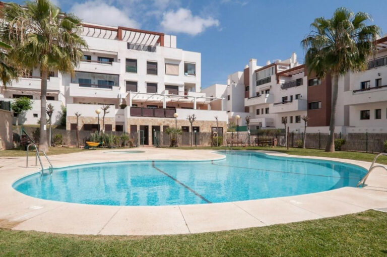 Apartment – Middle Floor Apartment in La Cala — photo 1