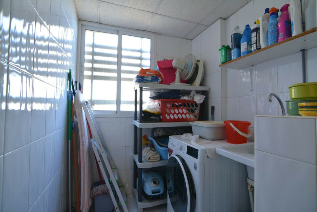 Property in Fuengirola — photo 11