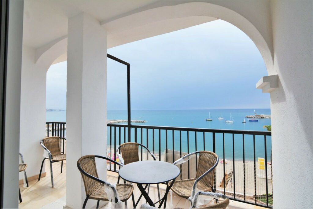 Property in Fuengirola — photo 17