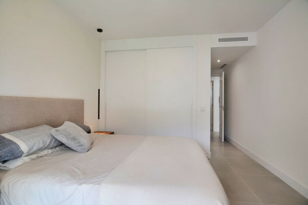 Property in Fuengirola — photo 21