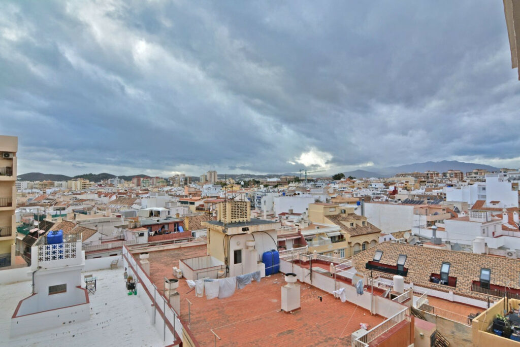 Property in Fuengirola — photo 13