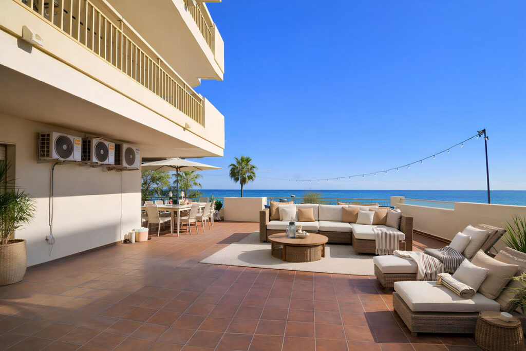 Property in Fuengirola — photo 3