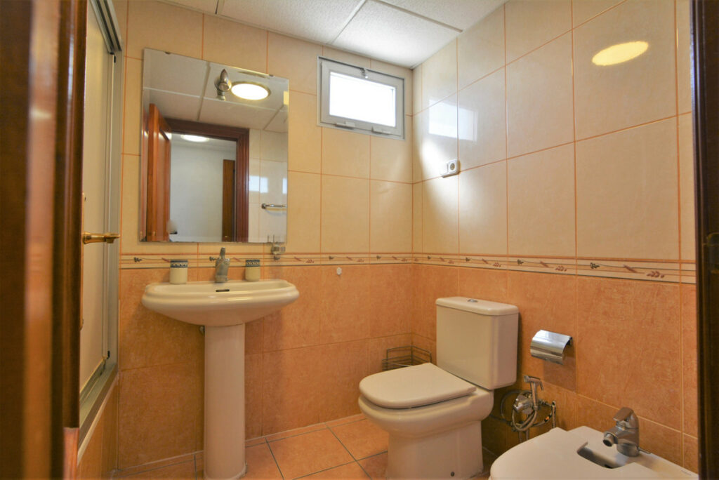 Property in Fuengirola — photo 14