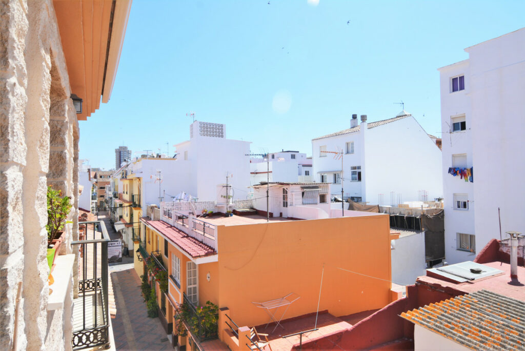 Property in Fuengirola — photo 12