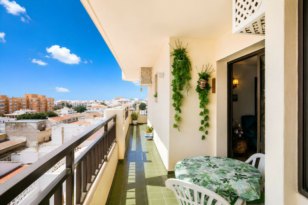 Property in Fuengirola — photo 1