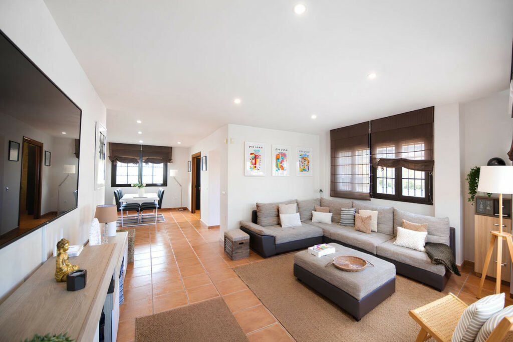 Property in Sierrezuela — photo 8