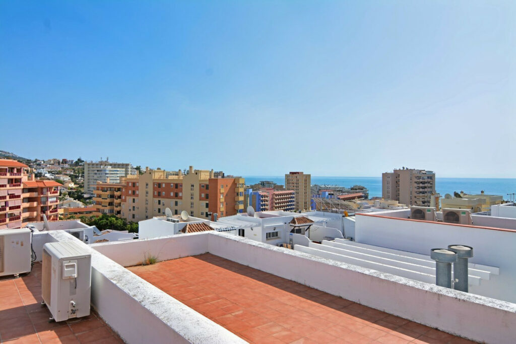 Property in Fuengirola — photo 25