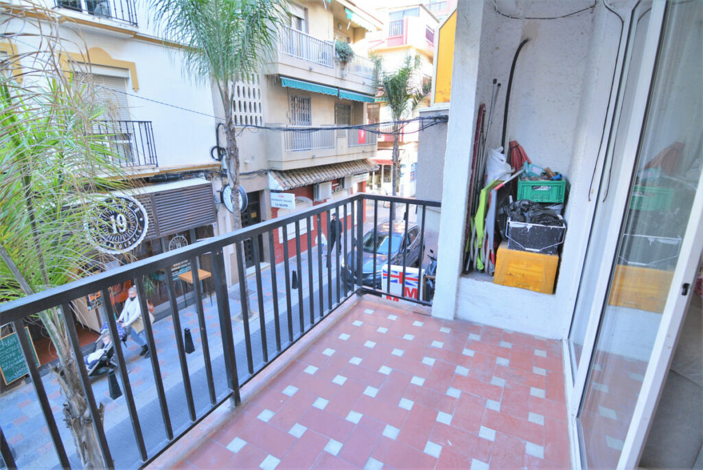 Property in Fuengirola — photo 4
