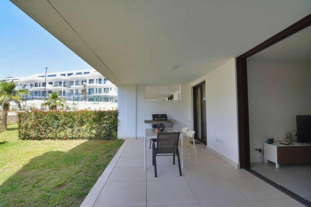 Property in Fuengirola — photo 8