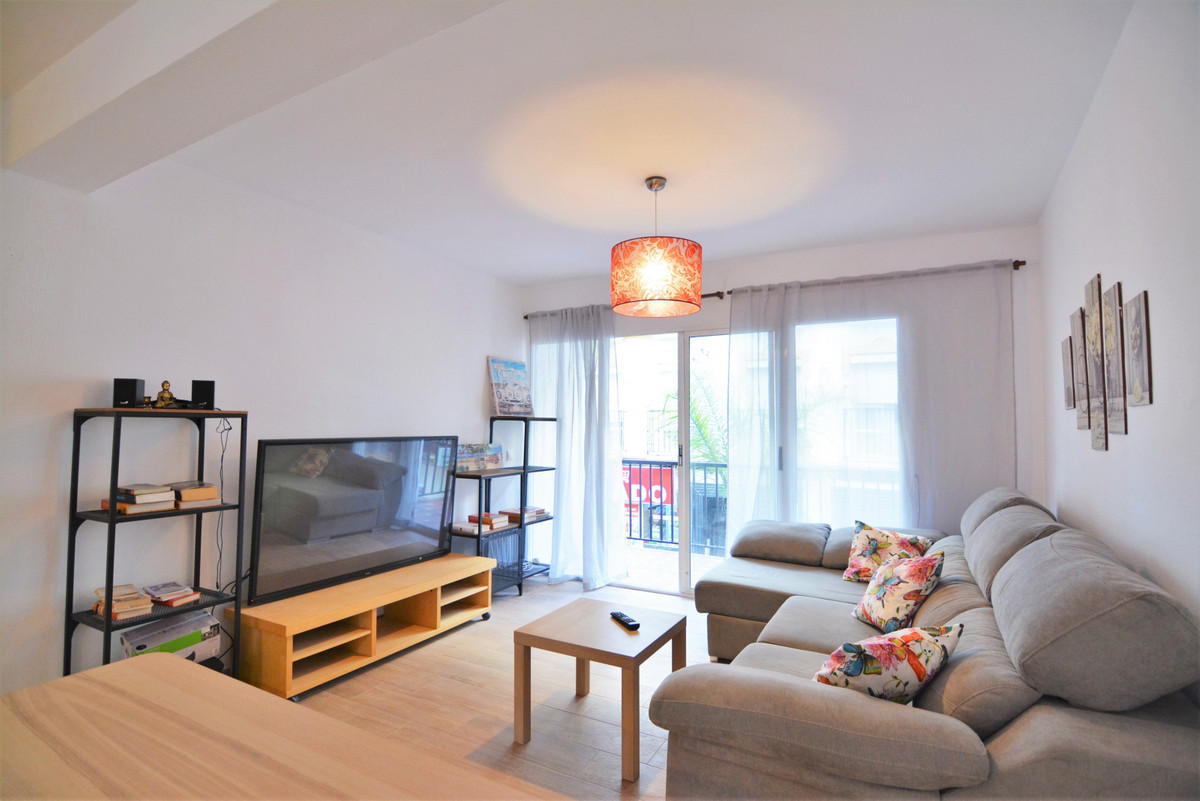 Property in Fuengirola — photo 1