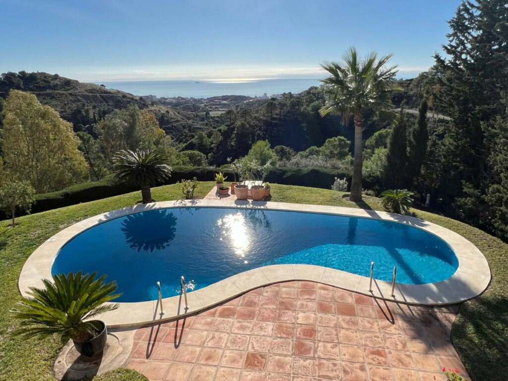 House – Detached Villa in Mijas — photo 2