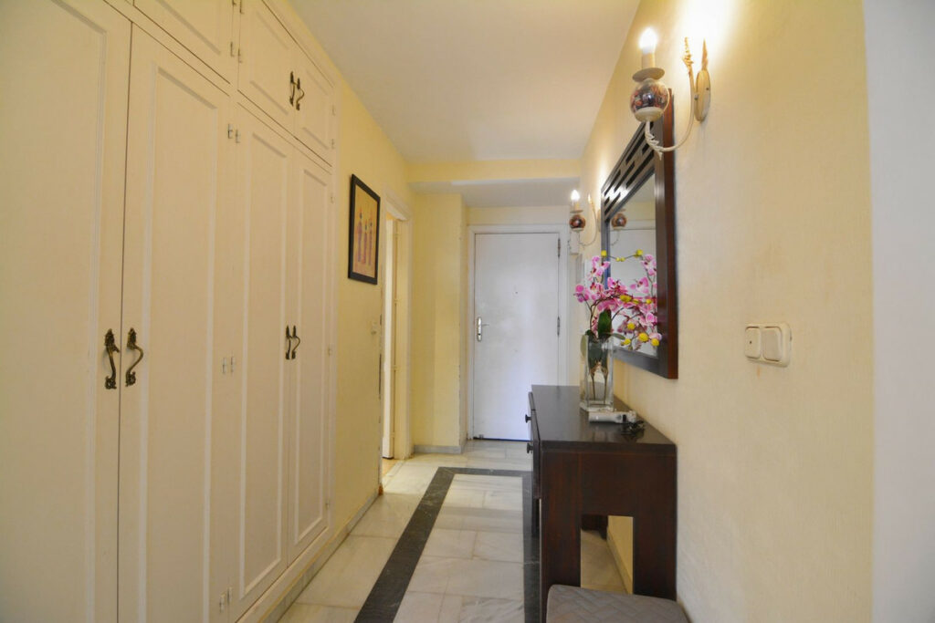 Property in Fuengirola — photo 8