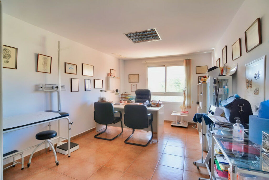 Property in Fuengirola — photo 7