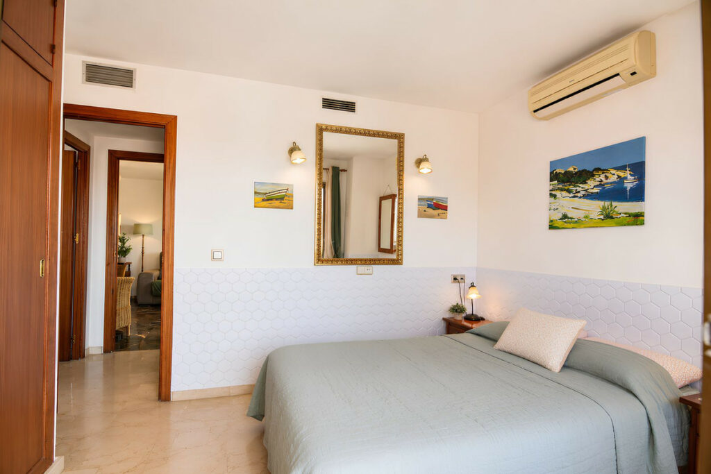 Property in Fuengirola — photo 15