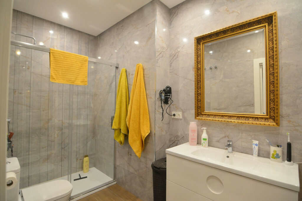 Property in Fuengirola — photo 10