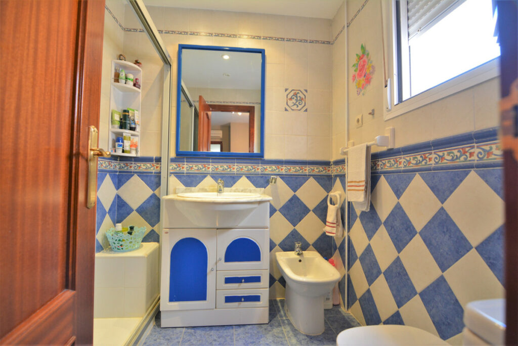 Property in Fuengirola — photo 10