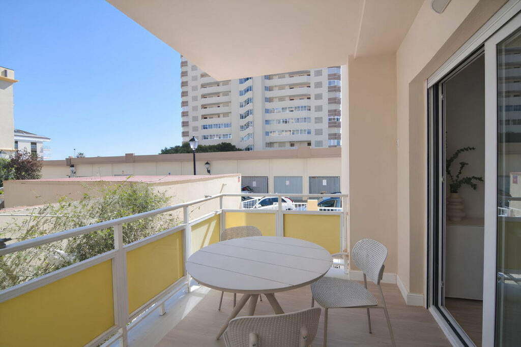 Property in Los Boliches — photo 27