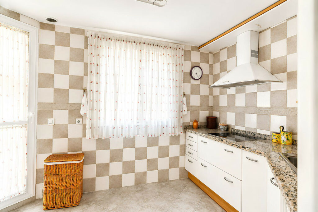 Property in Fuengirola — photo 18