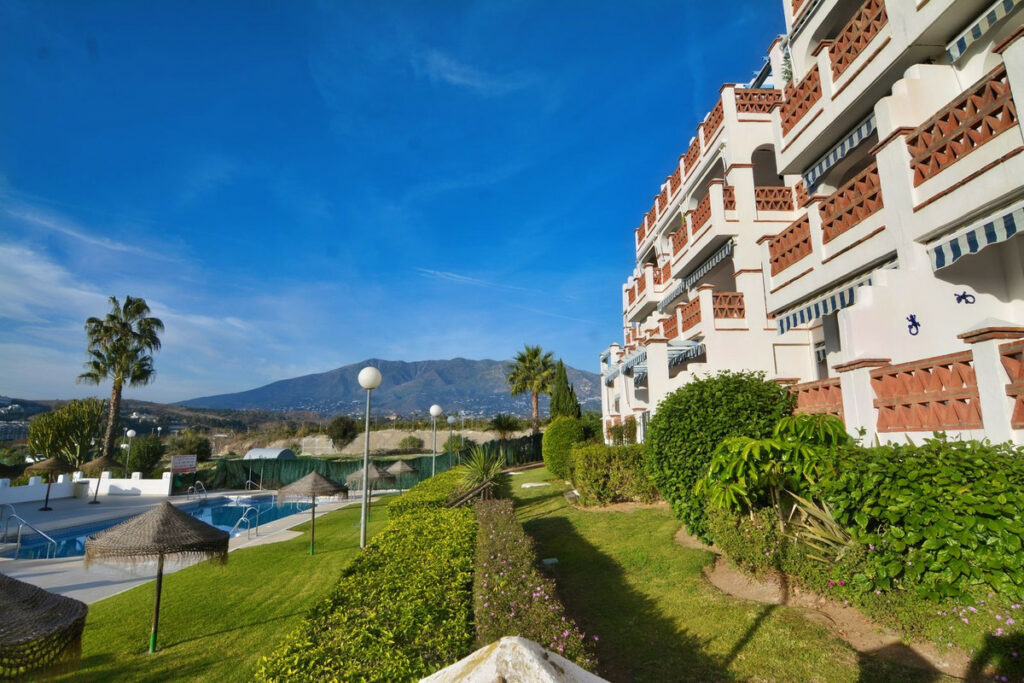 Property in Mijas Golf — photo 36