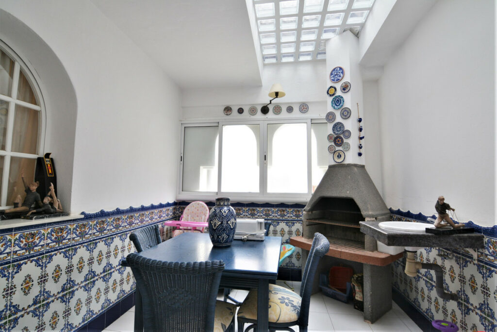 Property in Fuengirola — photo 4