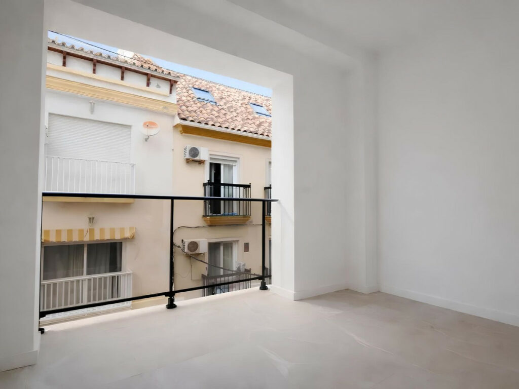 Property in Fuengirola — photo 2