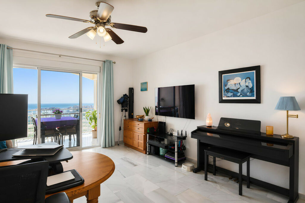 Property in Fuengirola — photo 10