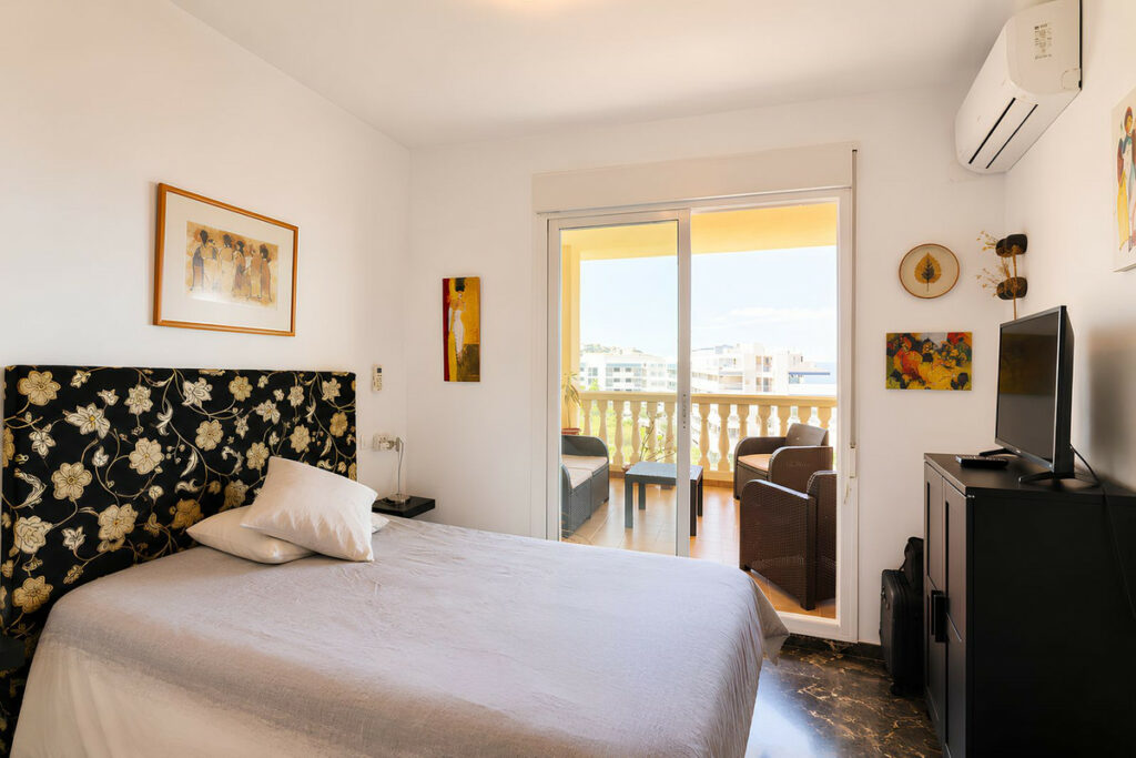 Property in Fuengirola — photo 23