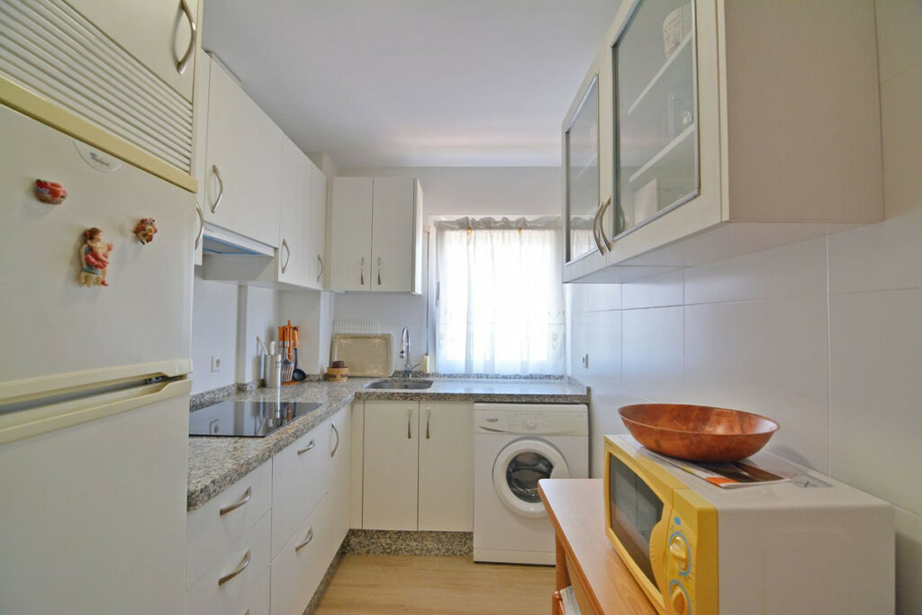 Property in Fuengirola — photo 5