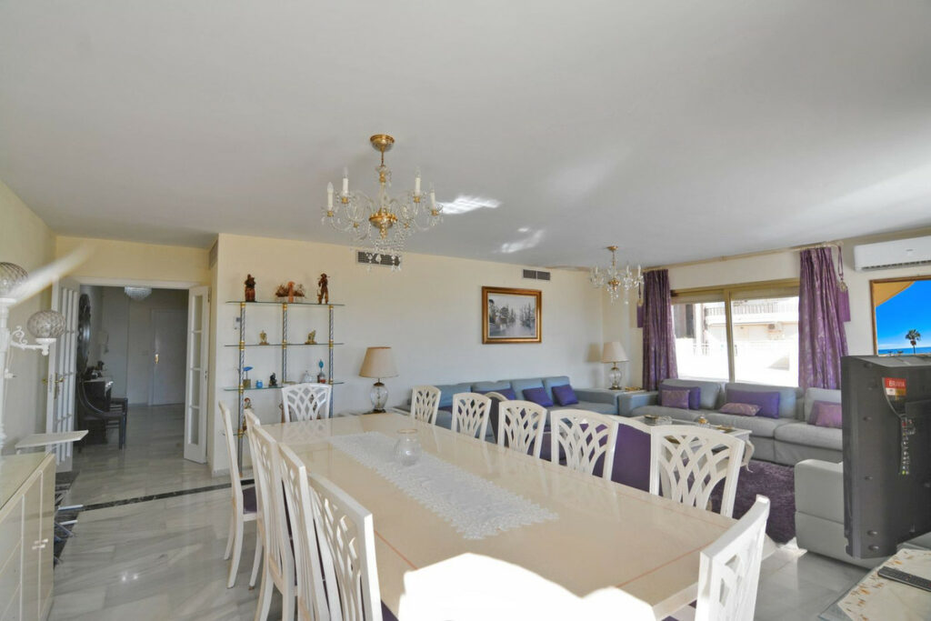 Property in Fuengirola — photo 14