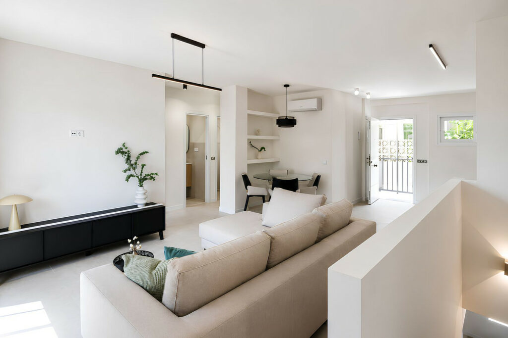Property in Los Boliches — photo 11