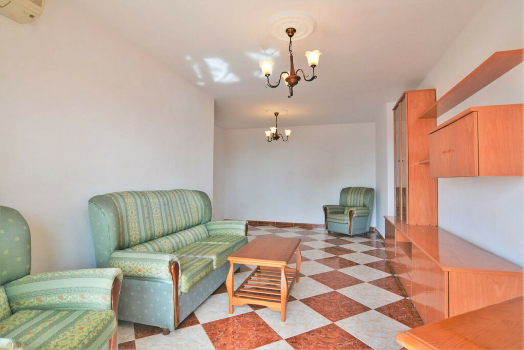 Property in Fuengirola — photo 4