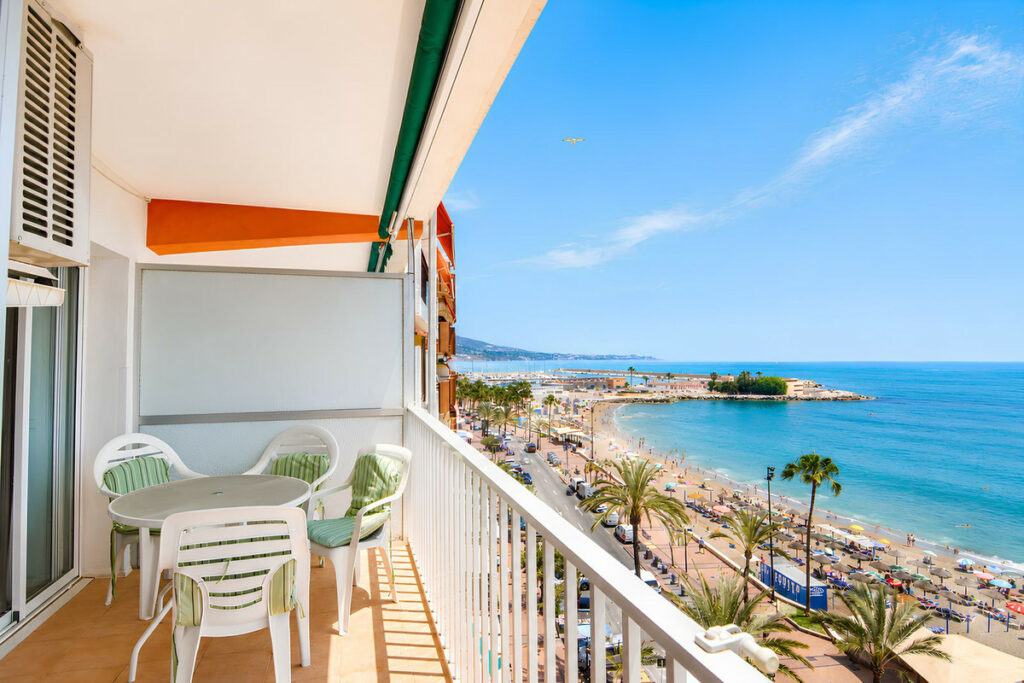 Property in Fuengirola — photo 1