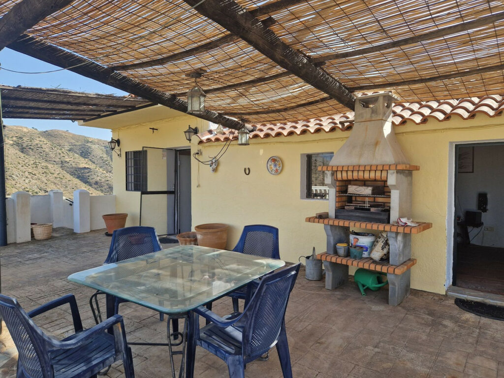 House – Finca – Cortijo in Pizarra — photo 1