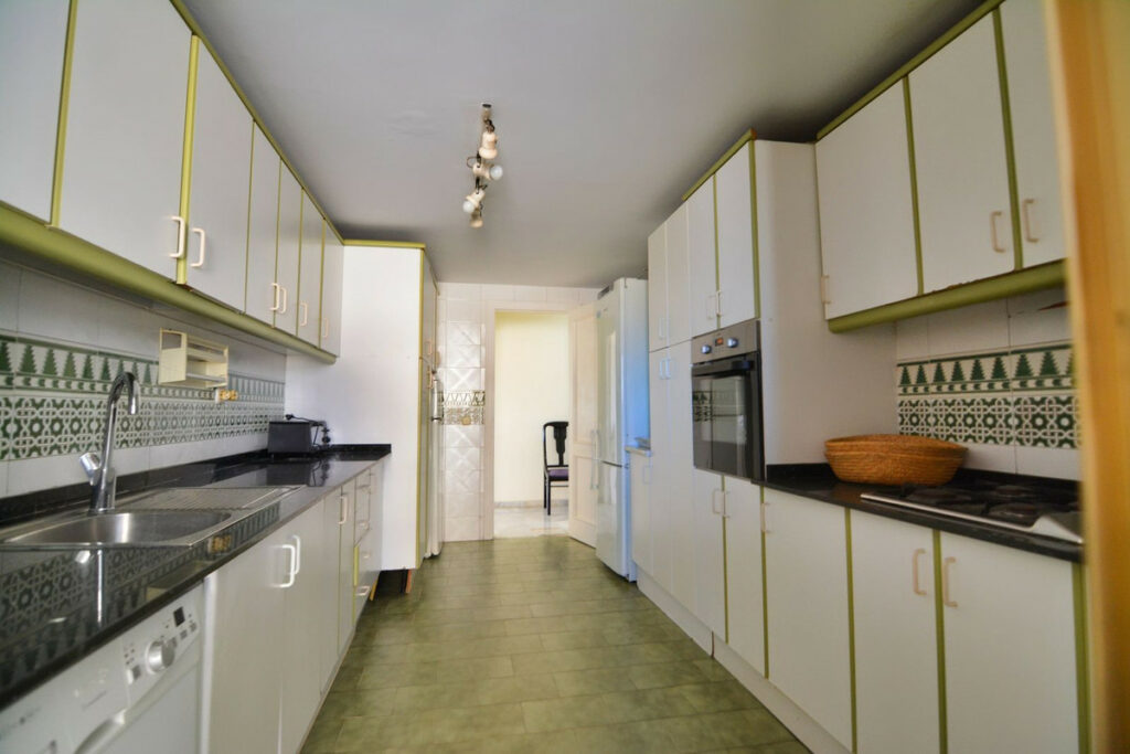 Property in Fuengirola — photo 20