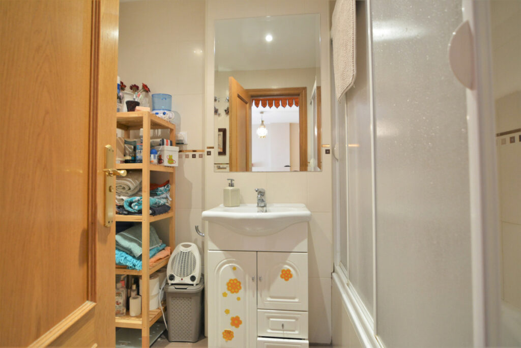 Property in Los Boliches — photo 11