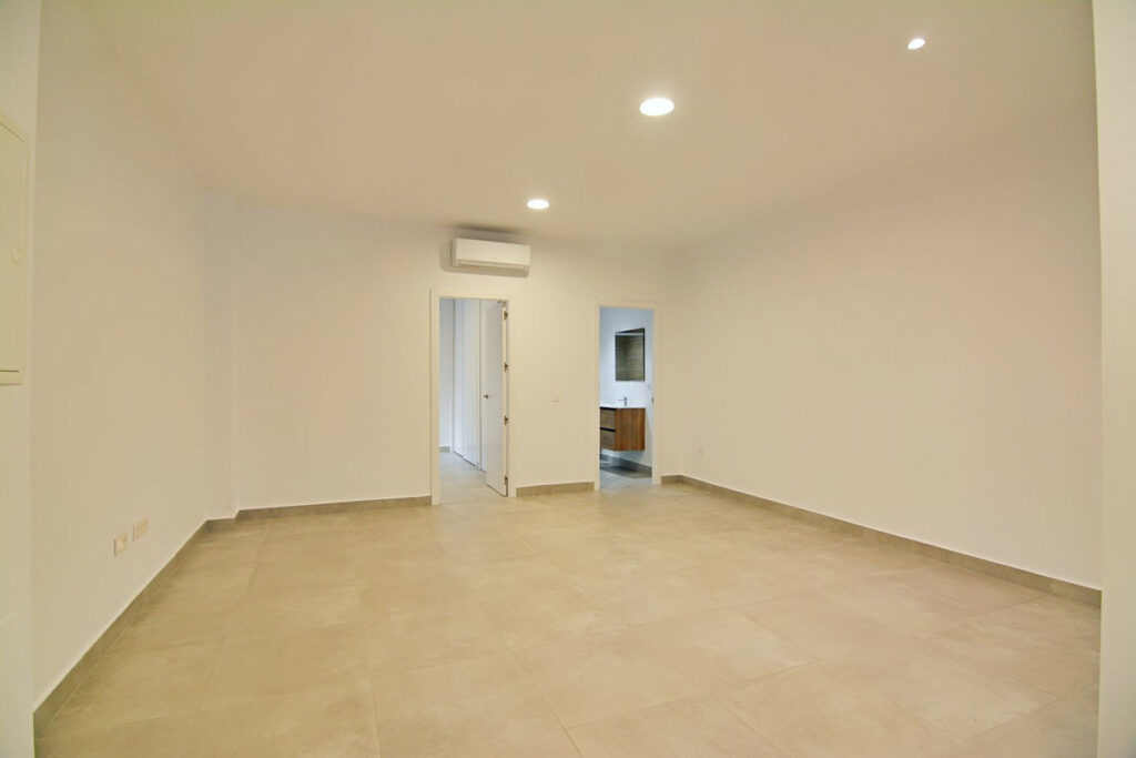 Property in Fuengirola — photo 4