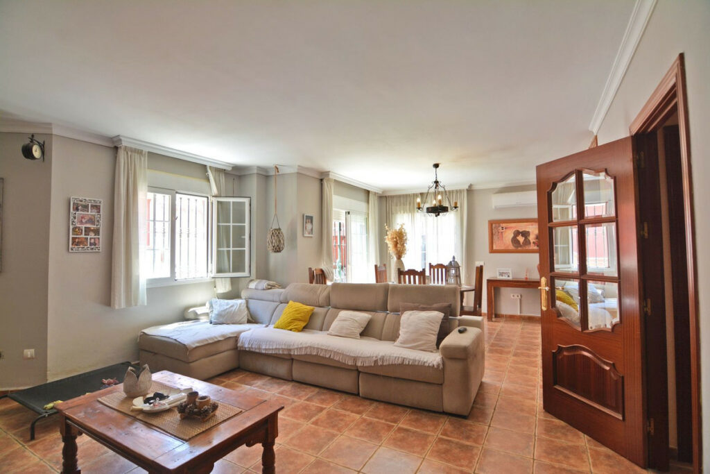 Property in Mijas Costa — photo 10
