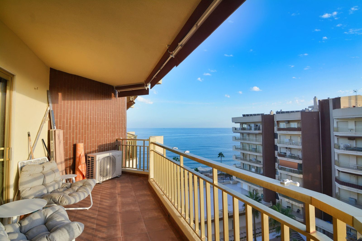 Property in Fuengirola — photo 1