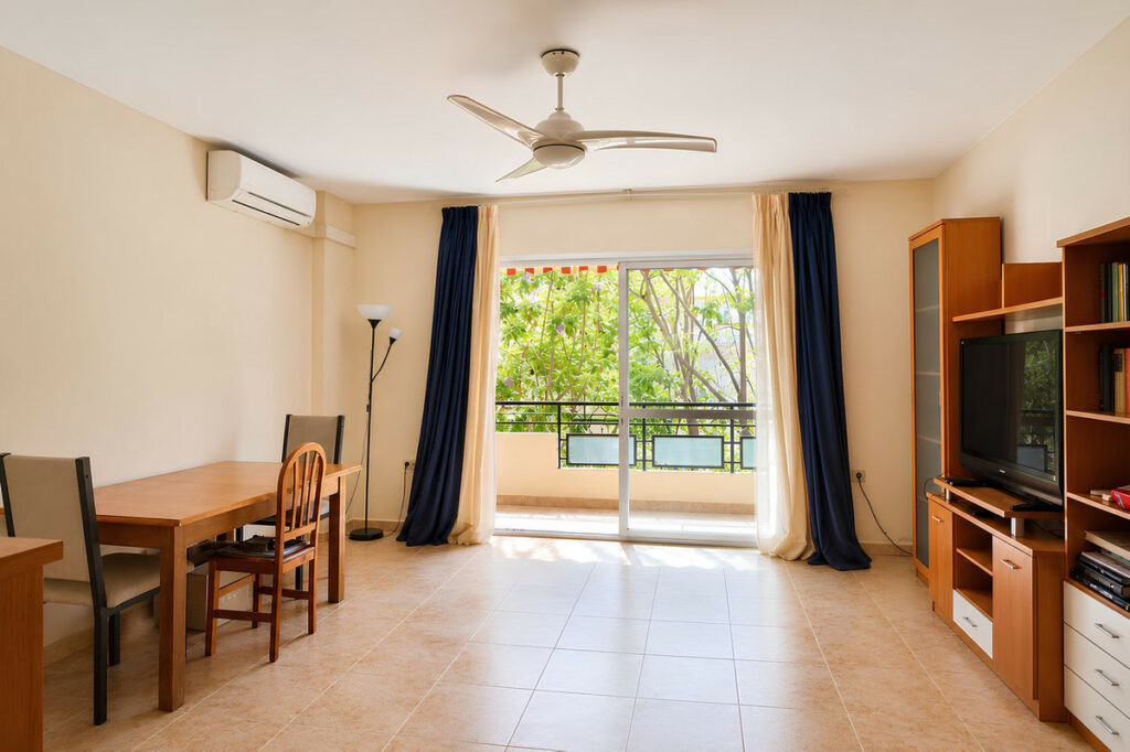 Property in Fuengirola — photo 3