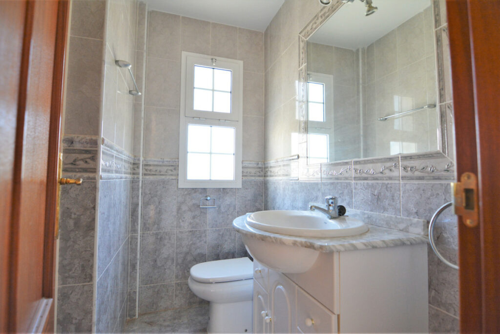 Property in El Coto — photo 28