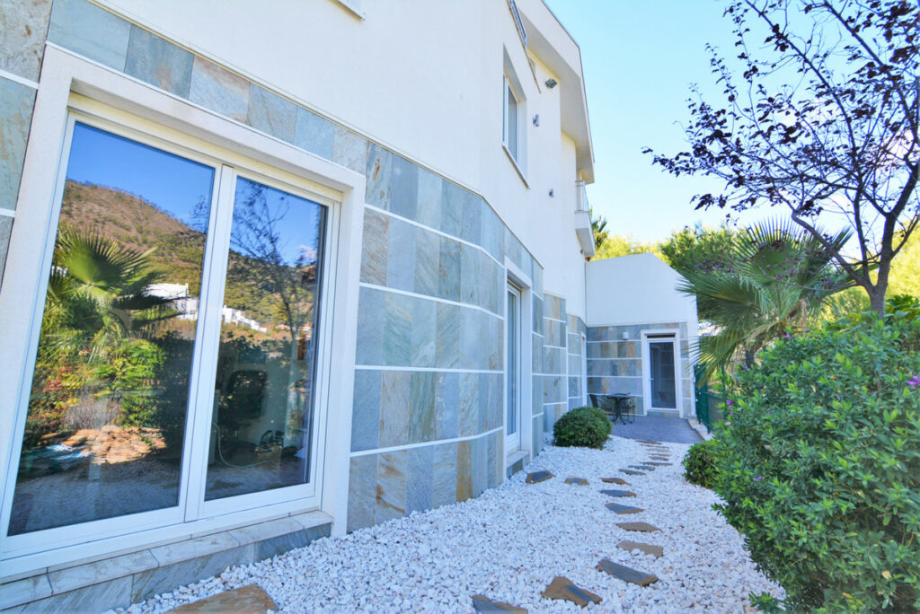 Property in Mijas — photo 30