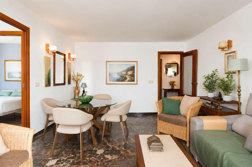 Property in Fuengirola — photo 8