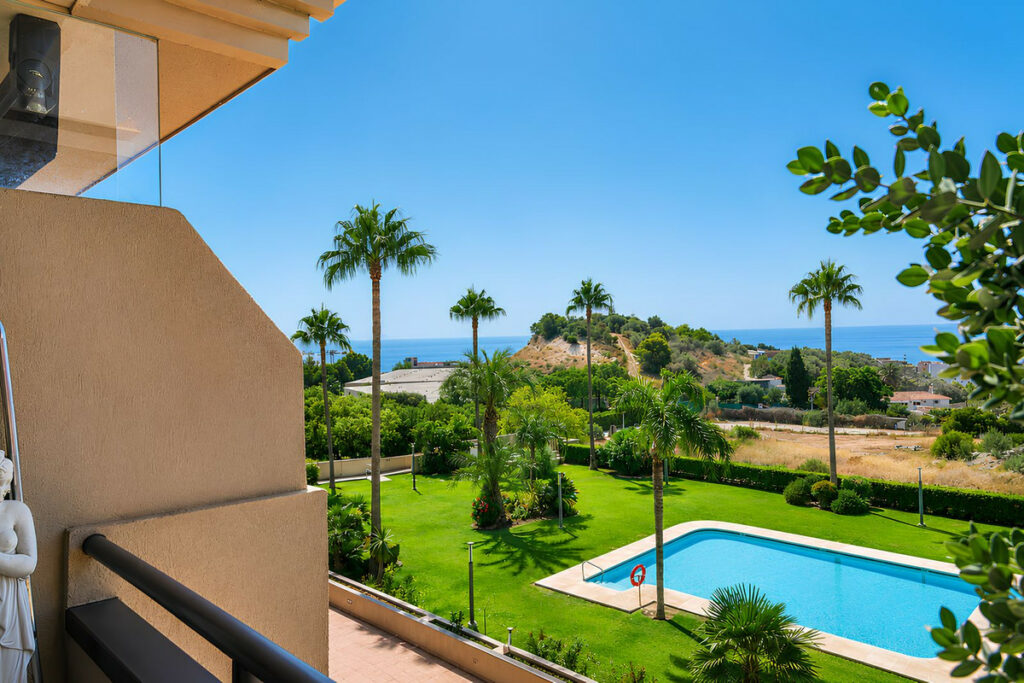 Property in Fuengirola — photo 41