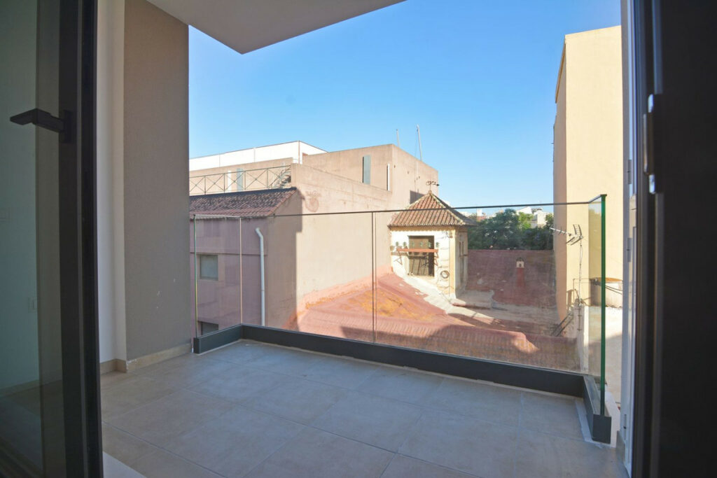 Property in Fuengirola — photo 8