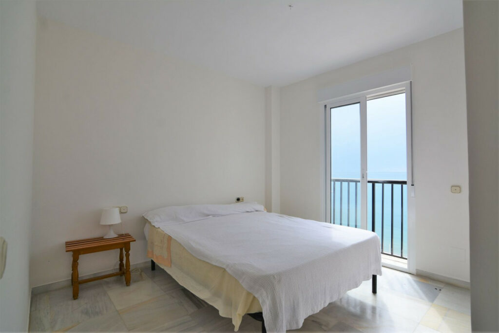 Property in Fuengirola — photo 8