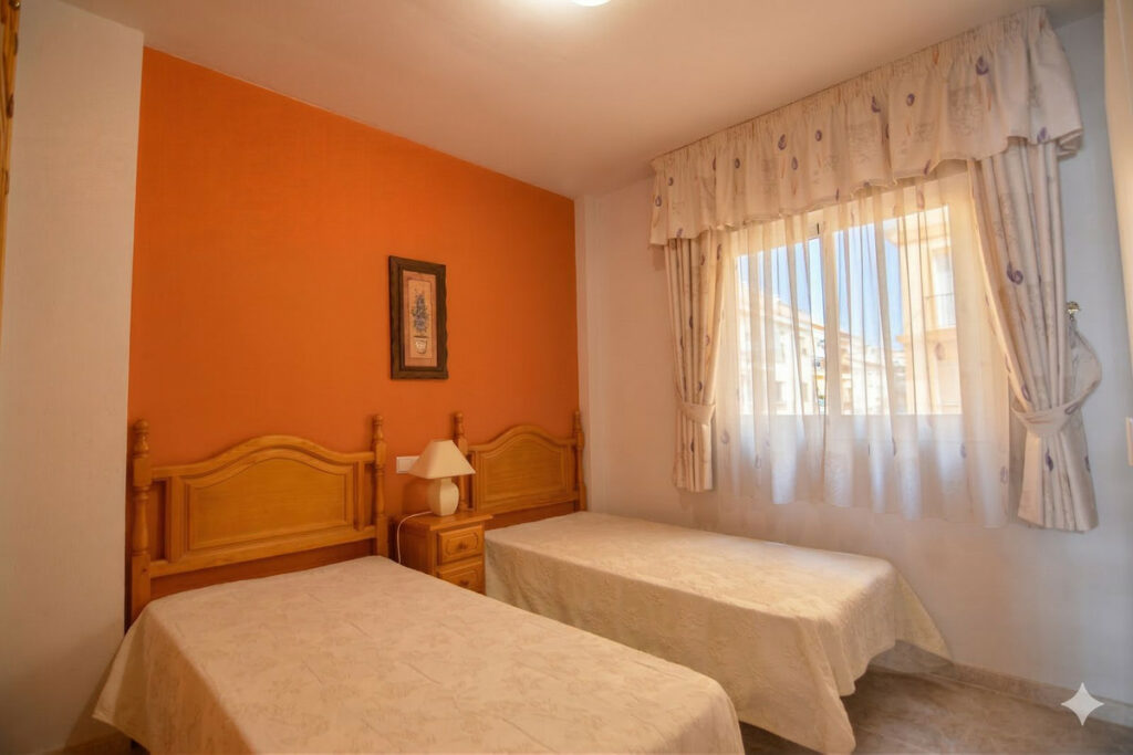 Property in Fuengirola — photo 22