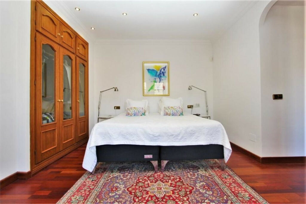 Property in Fuengirola — photo 8