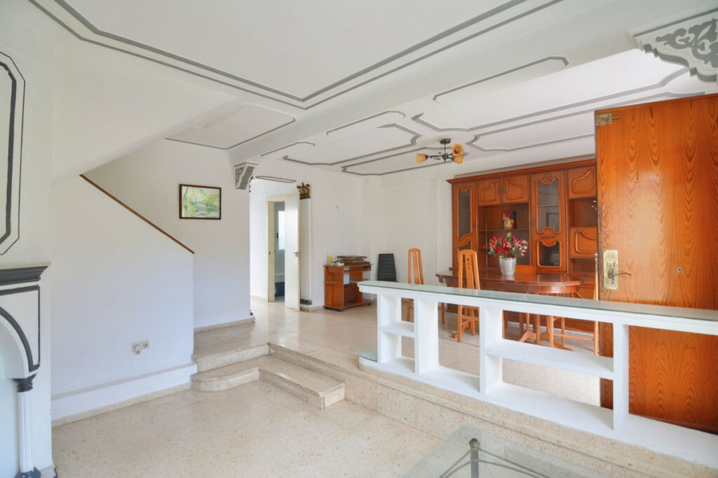 Property in Fuengirola — photo 4