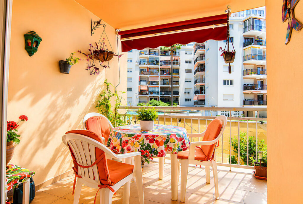 Property in Los Boliches — photo 2