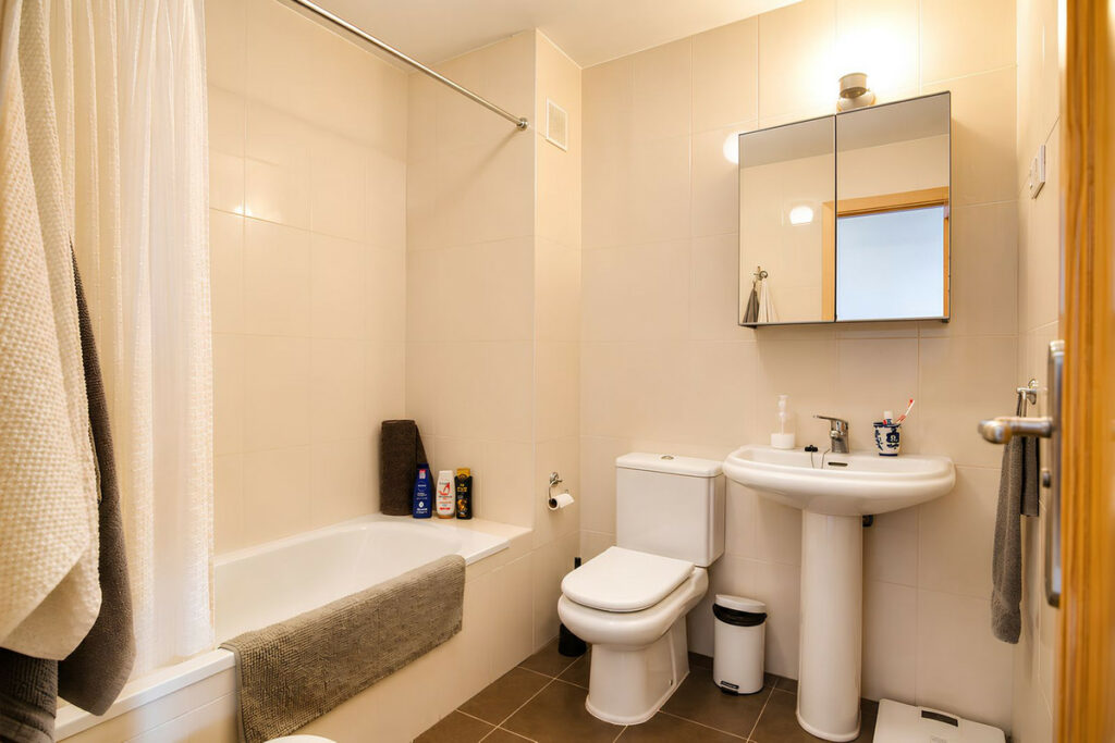 Property in Fuengirola — photo 25